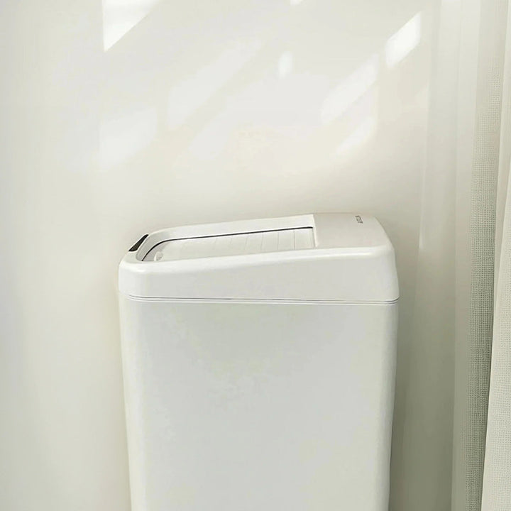 トイレにもぴったりな省スペーススマートゴミ箱